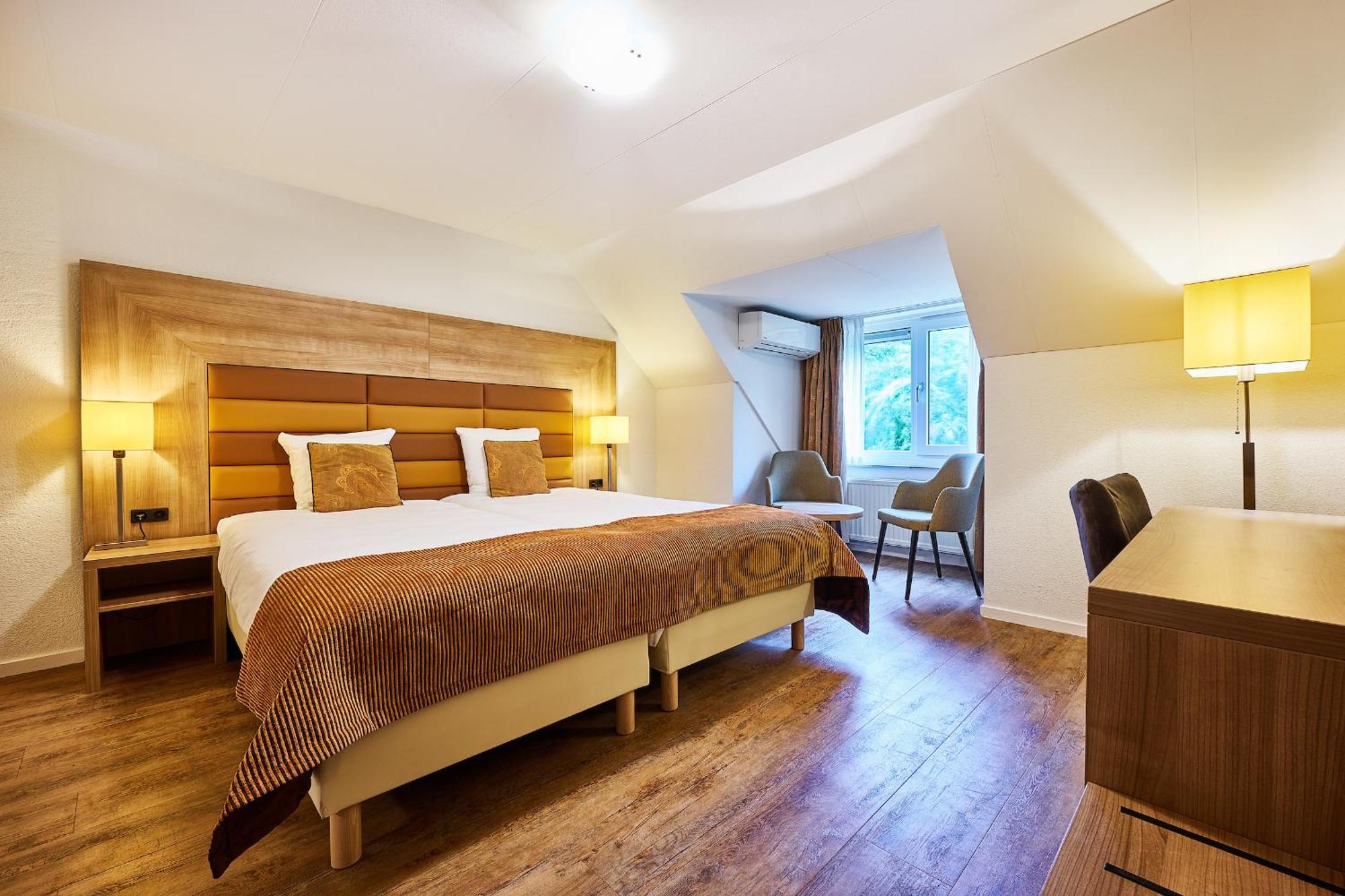 Hotel 'T Kruisselt De Lutte Exteriör bild